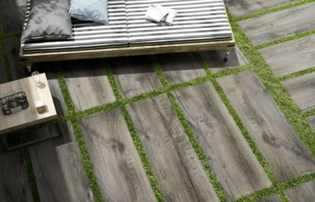 dalles en grès cérame 20 mm pour vos terrasses et extérieurs. Résistantes, esthétiques et faciles à poser. Qualité DG Carrelages à Pontarlier.